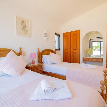 Casa Amora Great In Vale Do Milho